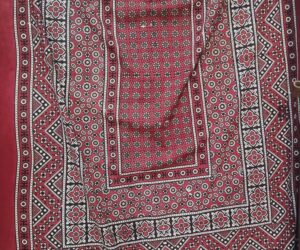 Pure Cotton Plain Surkh Phool Patti Block Printed Ajrak