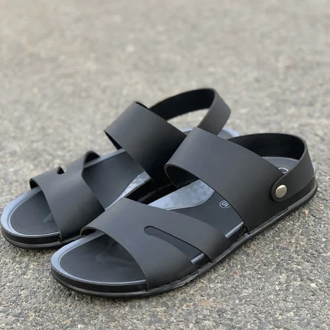 Black Camello Sandal (1)