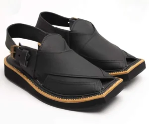 Kaptaan Chappal Matte Black