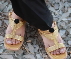 Tilla Chappal Kohati Sandal Kheri Golden