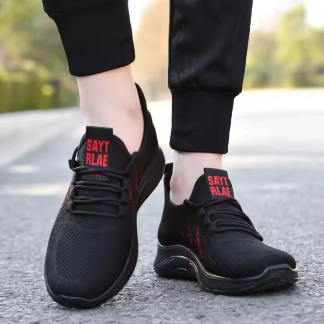 Men's ultralight black sneakers