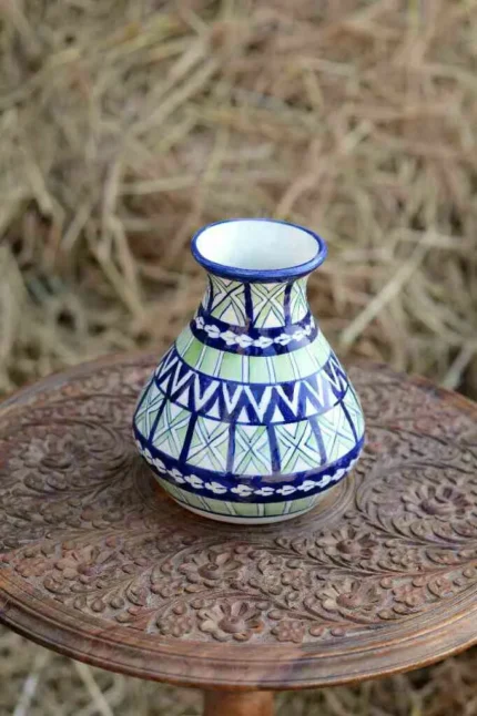 Blue Pottery Vase kaisz