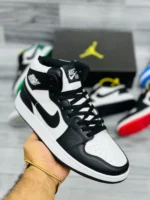 Nike Air Jordan 1 Hightops Black-White